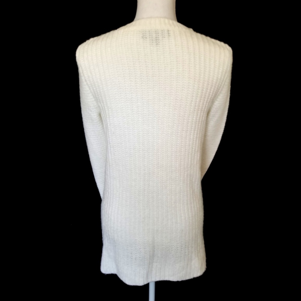 White Sweater - Picture 5 of 8
